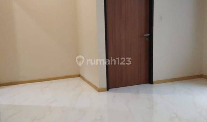 Rumah Baru Renov Minimalis 2 Lantai S Parman Jakarta Barat 2