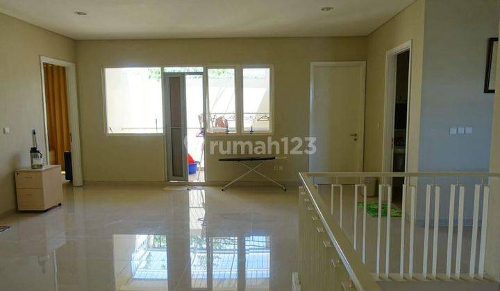 Turun Harga Rumah Sutera Victoria 2 Lantai Siap Huni 2