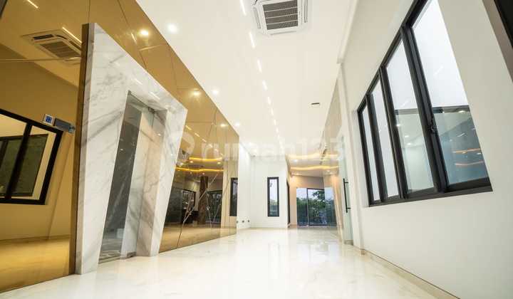 LUXURY VILLA  4 LANTAI OCEAN VIEWS DENPASAR TIMUR BALI 2