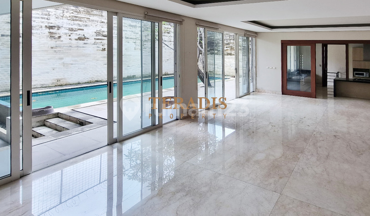 Disewakan Rumah Modern di Kawasan Pondok Indah 2
