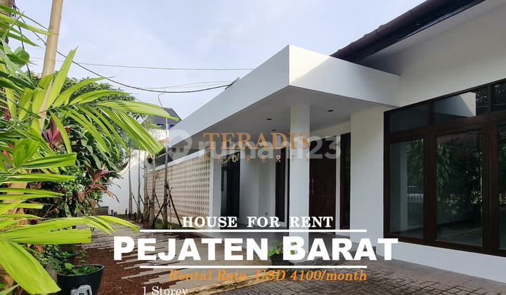 Disewakan Rumah Modern di Kawasan Pejaten Barat