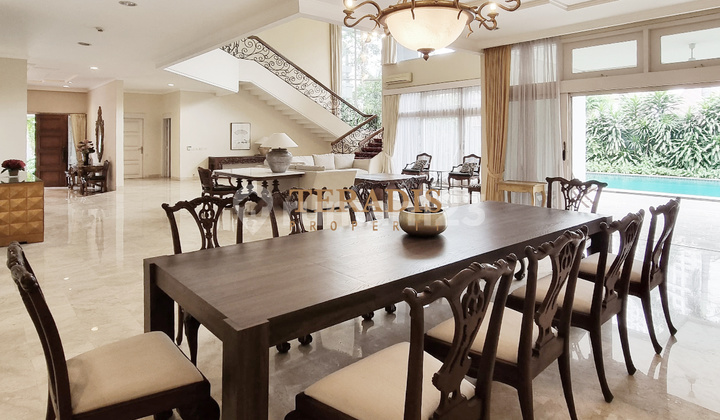 Disewakan Rumah di Kawasan Berkelas Permata Hijau 2