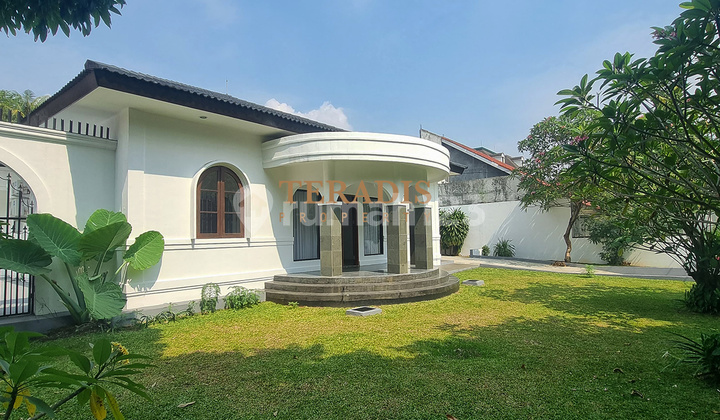 DISEWAKAN RUMAH DIKAWASAN KEMANG WITH SWIMMING POOL 2