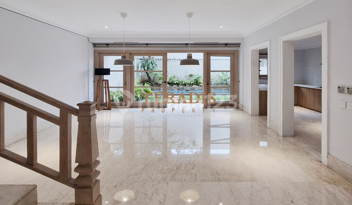 Disewakan Rumah di Kawasan Kemang Dalam Compound Plus Swimming Pool 2