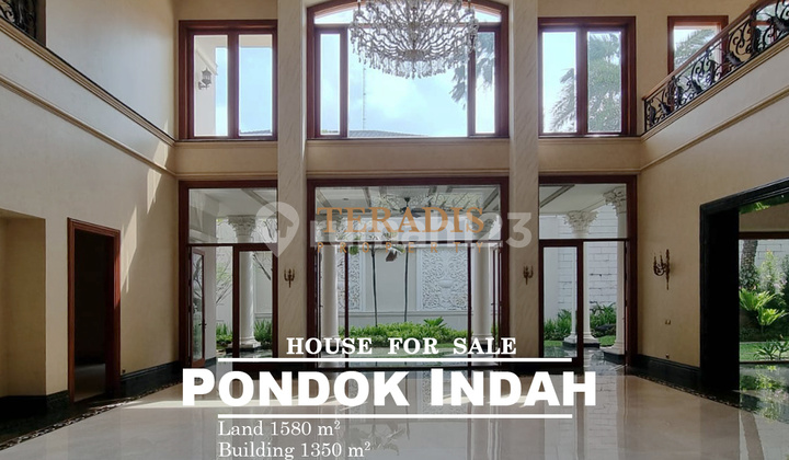 For Sale Luxury House in the Elite Golf Hill Area of Pondok Indah