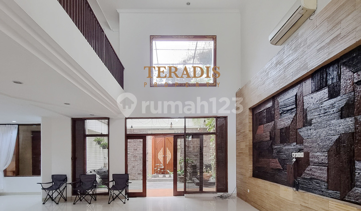 FOR RENT: LUXURY HOUSE IN PONDOK INDAH AREA 2
