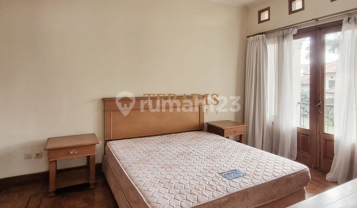 Disewakan Rumah Dalam Compound di Kawasan Cipete 2