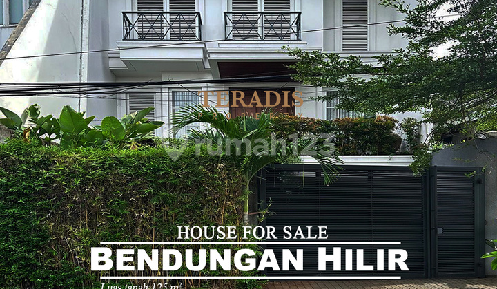 DIJUAL RUMAH MODERN DI KAWASAN BENDUNGAN HILIR