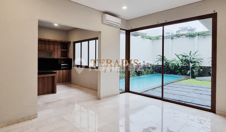 Disewakan Rumah Dalam Compound di Kawasan Pejaten Barat 2