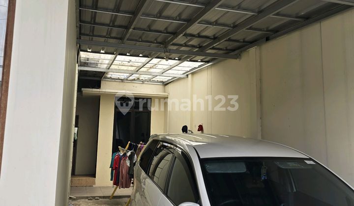 Ready-to-Occupy Modern Minimalist House 2