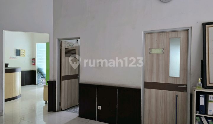 Building in a Strategic Location Building in a Strategic Location