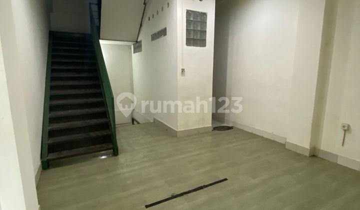For Rent: Shop House in Denpasar - Gunung Sanghyang, suitable for store or office business. 2
