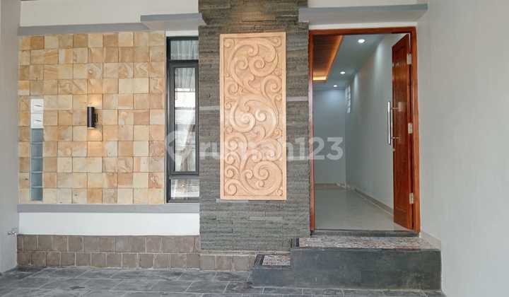For Rent 2-Story House In Tukad Pakerisan, Denpasar 2