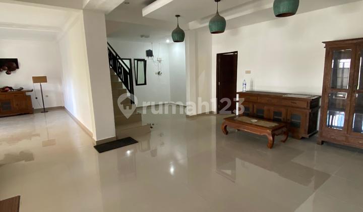 Rumah Keluarga Luas Disewakan Di Kawasan Strategis Teuku Umar, Denpasar 2