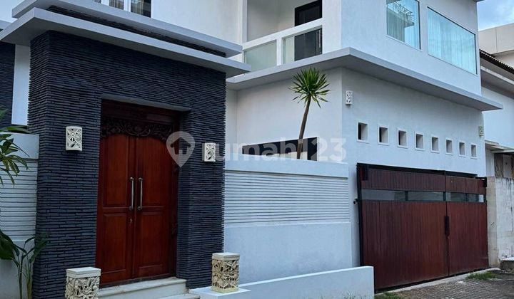 Dijual Villa Mewah Ungasan Di Bukit - Lokasi Strategis Dan Siap Huni