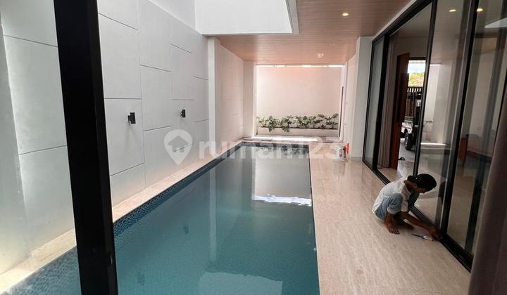 Modern Villa for Rent in Berawa – Prime Location with Complete Facilities