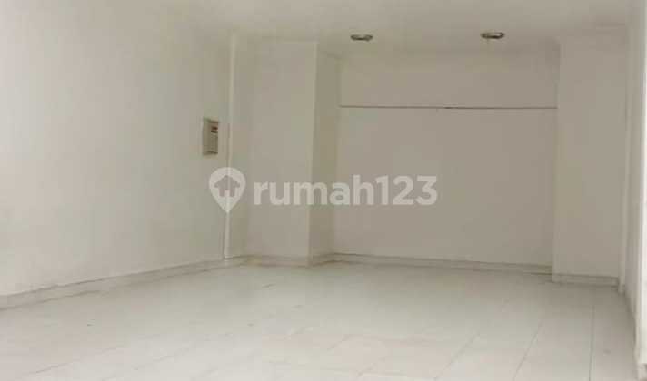 3-Story Shophouse in a Very Strategic Location on Ngurah Rai Bypass - Bali 2