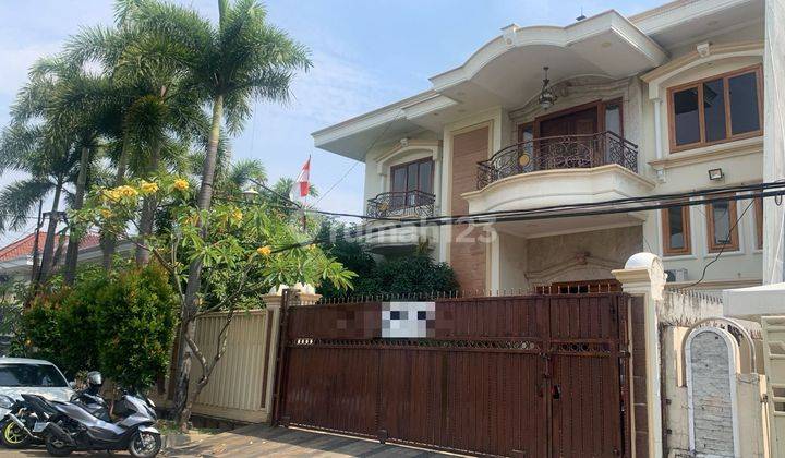 Dijual Rumah Hoek Megah 2,5 Lt Mezanin di Sunter Danau Indah 2