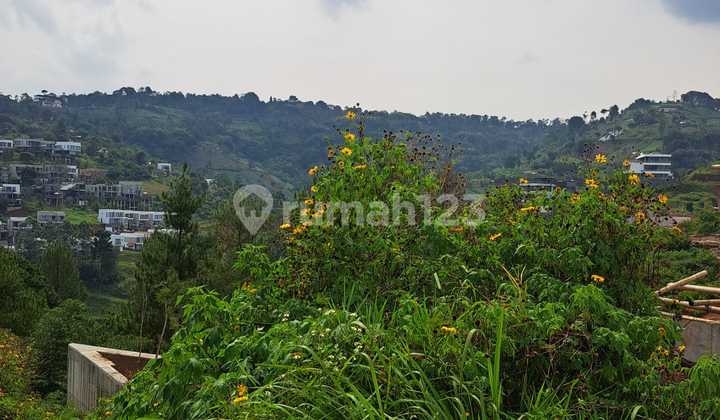 Kavling Luas Strategis Lingkungan Sejuk Nyaman Siap Bangun di Dago Resort Bandung