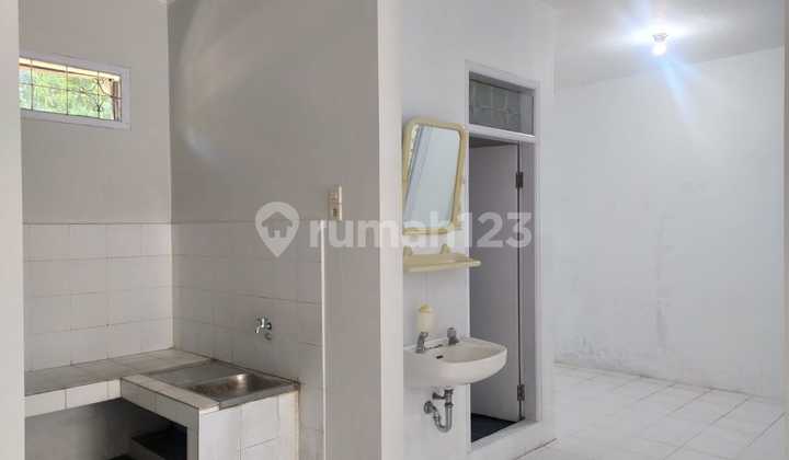 Disewakan Rumah Siap Huni di Holis Pesona Taman Burung, Bandung 3