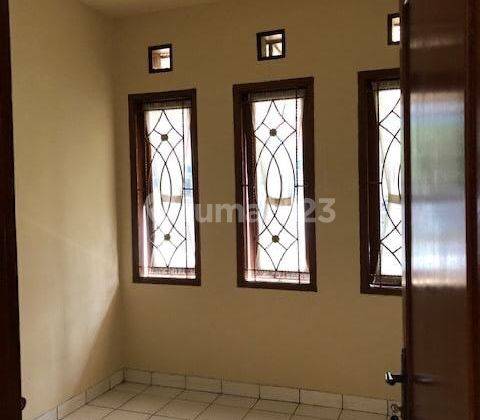 Disewakan Rumah Cantik Minimalis Siap Huni di Sayap Antapani, Bandung 5