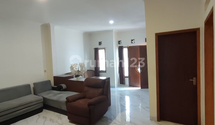 DIJUAL RUMAH FULL RENOVASI LOKASI MARGAASIH KAB. BANDUNG LOKASI PERUMAHAN NYAMAN DEKAT DENGAN FASILITAS UMUM  2