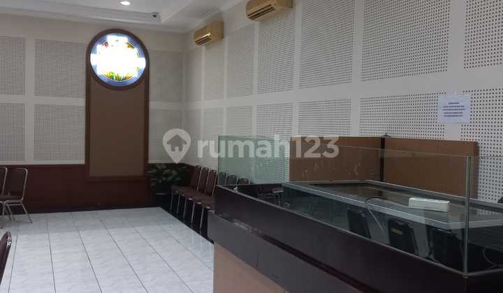 DISEWAKAN GEDUNG SERBAGUNA DI MAINROAD PASIRKOJA BANDUNG COCOK UNTUK RUANG USAHA SIAP PAKAI LOKASI STRATEGIS DAN RAMAI 