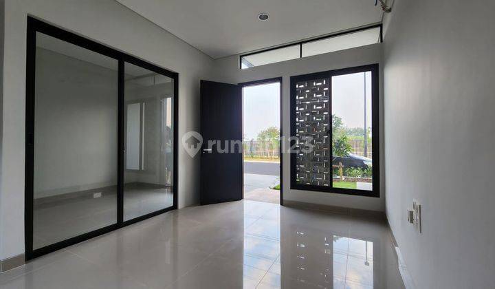 Rumah Nyaman Minimalis 2 Lantai Lingkungan Aman Siap Huni di Summarecon Cluster Flora Bandung 1