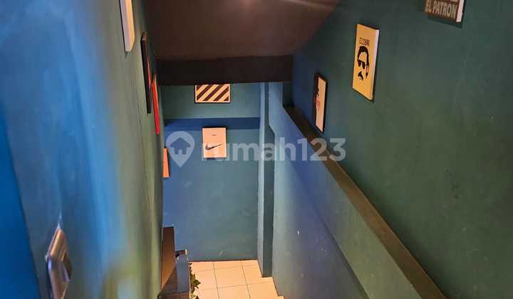 For Sale 3-Storey Strategic Shop House in the Bustling Center of Astana Anyar City, Bandung, Ready to Use, Easy Access 2