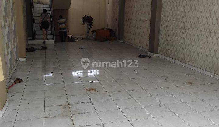 Ruko Strategis Tengah Kota 4,5 Lantai Siap Pakai Di Otista Bandung 1