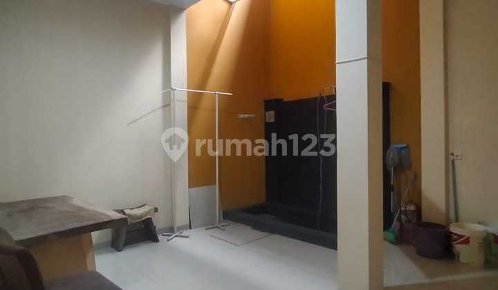 FOR SALE 2-STORY HOUSE READY TO OCCUPY COMFORTABLE WELL-MAINTAINED IN CISARANTEN ARCAMANIK COMFORTABLE LIVING AND STRATEGIC LOCATION 2