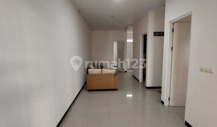 FOR RENT: TAMAN KOPO INDAH 5 (TKI 5) HOUSE, SPRINGVILLE CLUSTER, SAFE AND COMFORTABLE RESIDENCE IN A STRATEGIC LOCATION FOR RENT: TAMAN KOPO INDAH 5 (TKI 5) HOUSE, SPRINGVILLE CLUSTER, SAFE AND COMFORTABLE RESIDENCE IN A STRATEGIC LOCATION