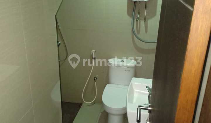 Dijual Rumah 2 Lantai Nyaman dan Siap Huni Cluster Eksklusif Setra Permai Residence Full Furnish Lokasi Startegis dan Akses Mudah 2