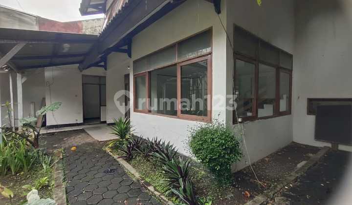 Disewakan Rumah 2 Lantai Cocok Dijadikan Kantor/Tempat Tinggal di Kopo Melati Lingkungan Aman Nyaman dengan Akses Mudah 2