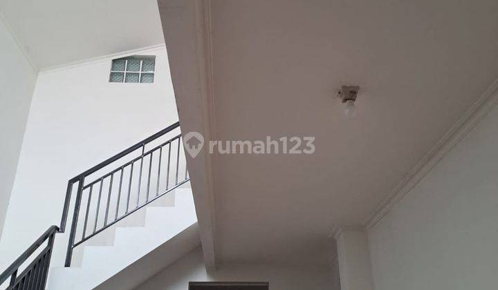 Rumah Bagus 2 Lantai Minimalis Modern Siap Huni di Cibogo Bandung 2