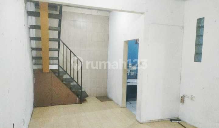 For Rent 2-Story House in Taman Cibaduyut Indah (TCI) Bandung, Comfortable and Move-In Ready Residence 2