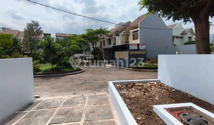 Dijual Rumah 2 Lantai Ready Stock di Madani Regency Cijambe Bandung Hunian Nyaman dan Asri 2