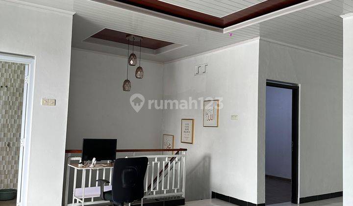 Rumah Cantik Minimalis Modern 2 Lantai Semi Furnished Siap Huni di Gading Tutuka Bandung 1