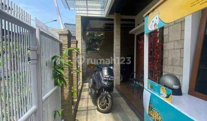 Rumah Bagus 2,5 Lantai Semi Furnished Siap Huni di Pasadena Bandung 2