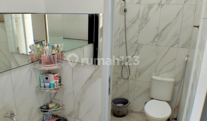 Dijual Rumah 3 Lantai Dekat Pusat Kota Bandung Strategis di Cisaranten Arcamanik Bandung 2