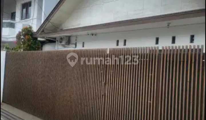 DIJUAL RUMAH 1,5 LANTAI NYAMAN SIAP HUNI DI DAERAH PASIRKALIKI BANDUNG DAN SEKITARNYA LOKASI SANGAT STRATEGIS