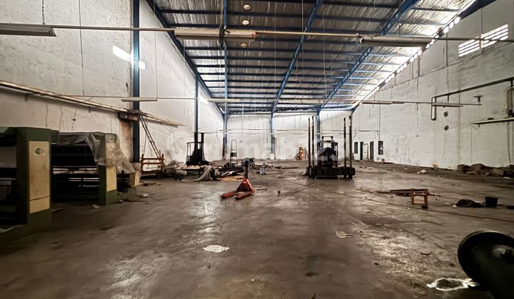 FOR RENT: WAREHOUSE IN GEDEBAGE BANDUNG, CONTAINER ACCESS, BUSY AND STRATEGIC LOCATION