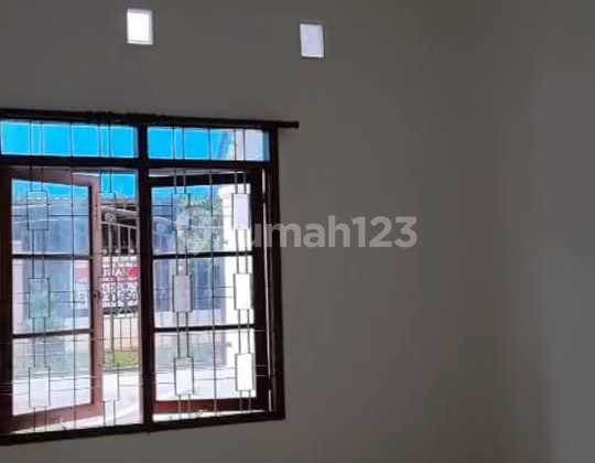 Disewakan Rumah Nyaman Siap Huni di Taman Kopo Indah 3 (Tki 3) Bandung Lokasi Strategis dan Akses Mudah 2