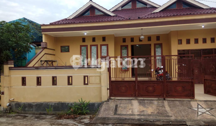 DISEWAKAN RUMAH DI CENDRAWASIH COCOK UNTUK USAHA KOS-KOSAN, MESS ATAU KANTOR 1