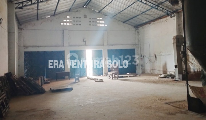 Gudang Siap Pakai di Tasikmadu Karanganyar 2