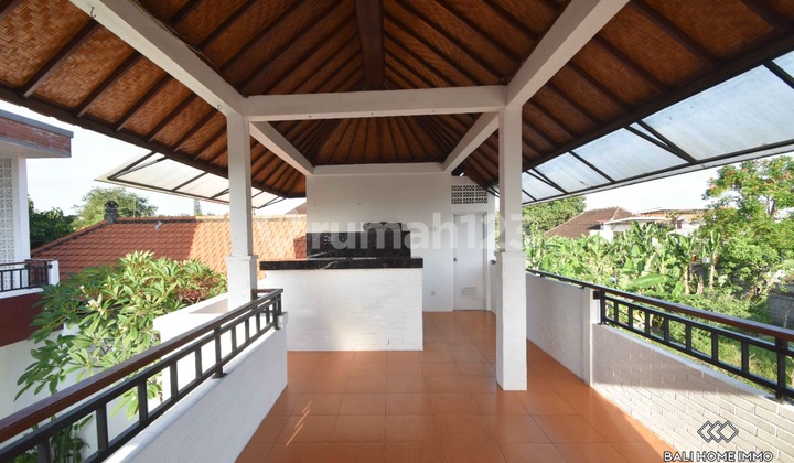 Dijual guesthouse di berawa dekat pantai 4