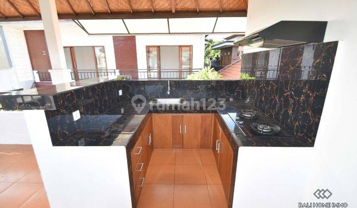 Dijual guesthouse di berawa dekat pantai 14