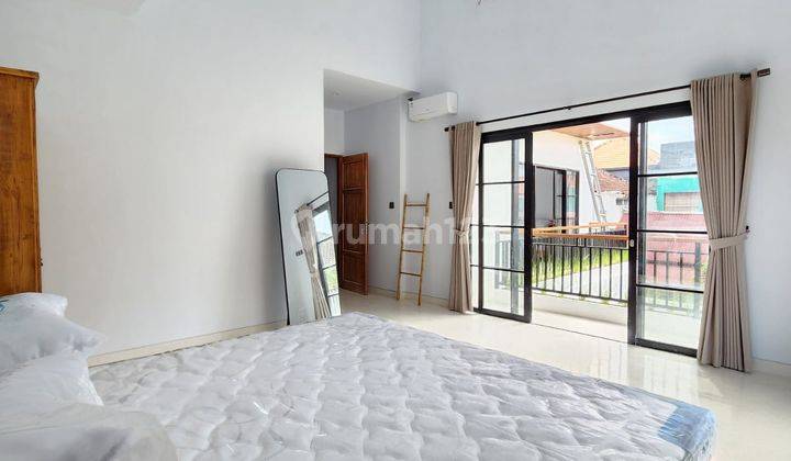 Di  Villa di Kawasan Premium Berawa Canggu Kuta Bali 2