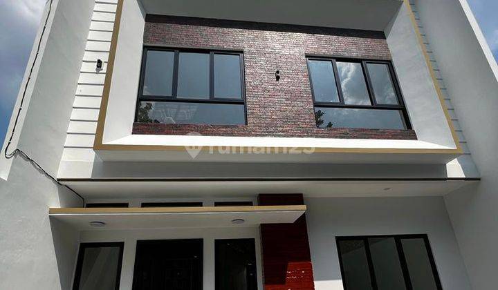 Dijual Rumah Modern Baru Halaman Luas Griya Loka Bsd City Tangerang Selatan 2