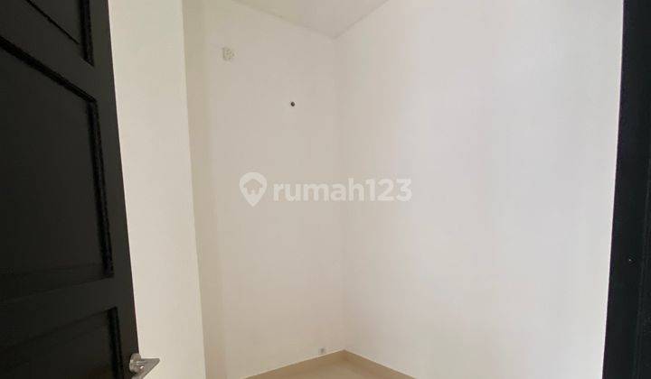 Dijual Rumah Minimalis Modern Halaman Luas Anggrek Loka Bsd Tangerang Selatan 2